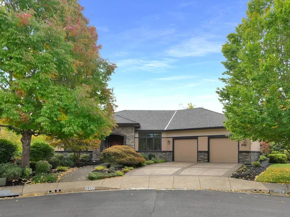 2822 Edgewater Dr, Eugene, OR 97401