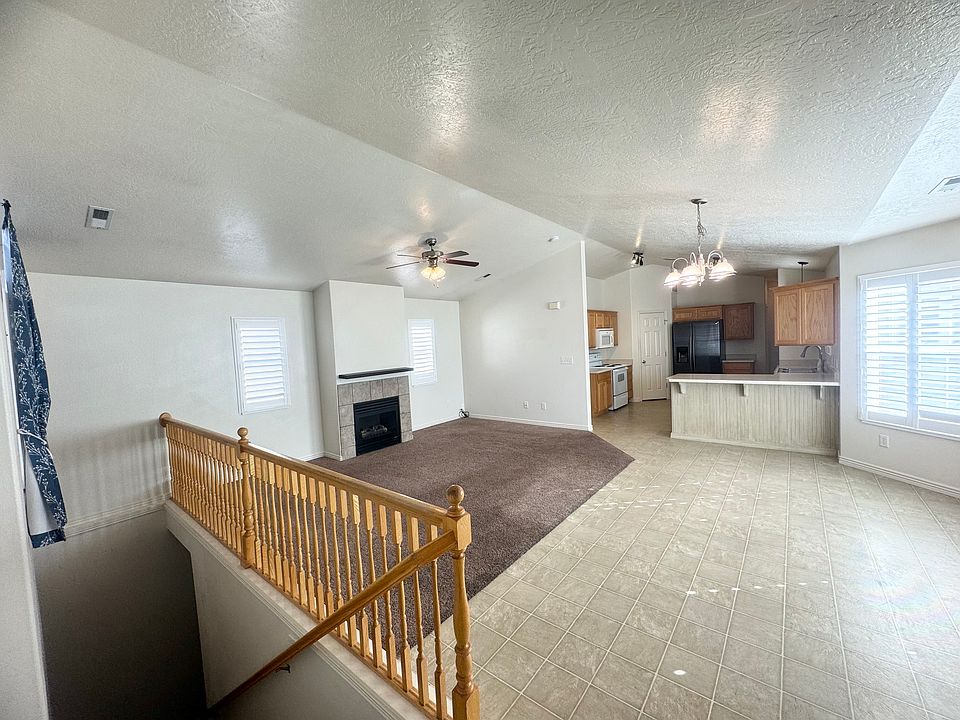 front room_02142024