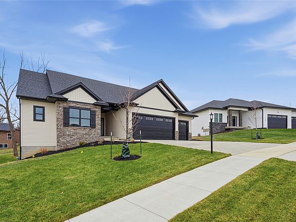 5th image of 1311 E Gable Way