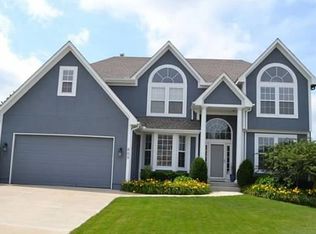 605 SW 34th Ter, Lees Summit, MO 64082