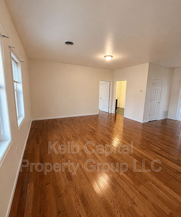 1st image of 130 Warren St APT 2C