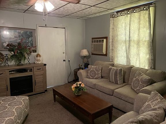 5th image of 1618 Harrisonville Ave