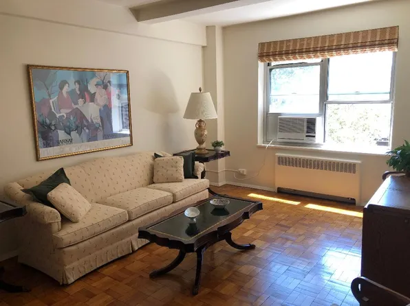 500 Grand Street image 1 of 11