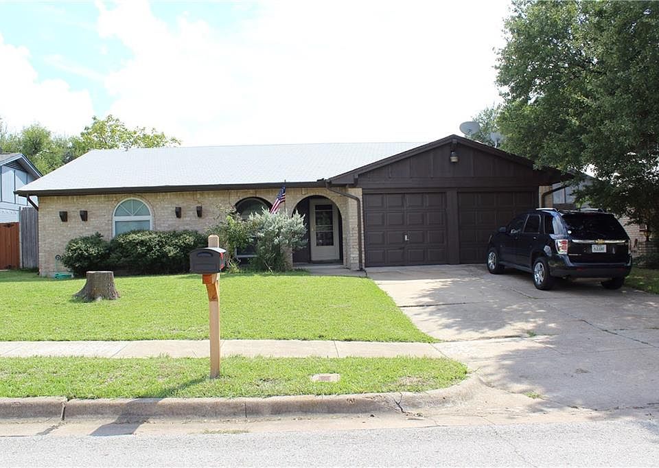 1st image of 412 Cumberland Ct