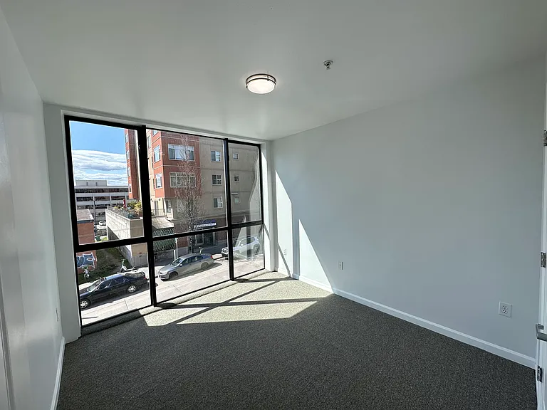View 420 — Photo 34
