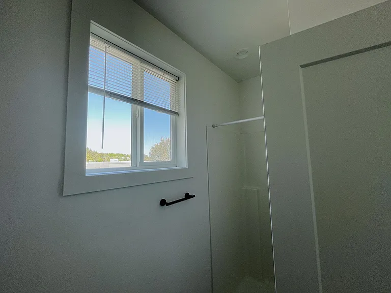 1108 S Main St — Photo 12