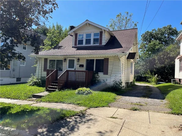2140 12th St SW, Akron, OH 44314