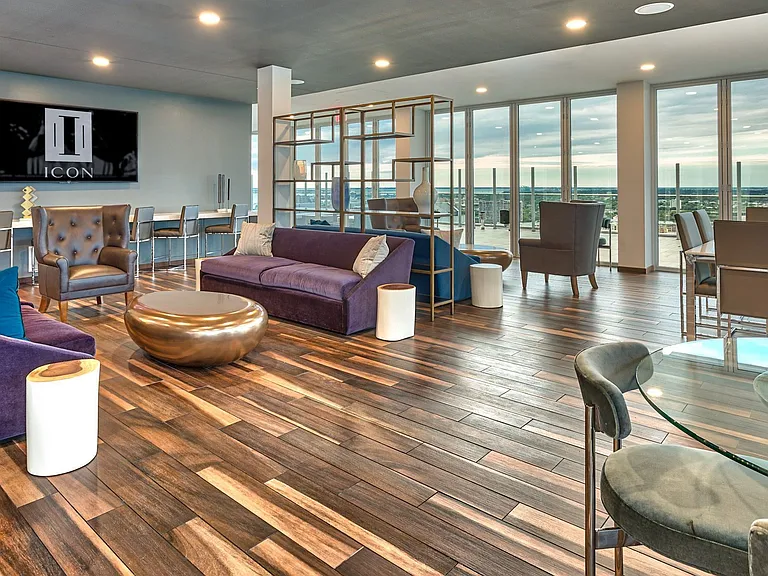 Icon Norfolk Apartments — Photo 9