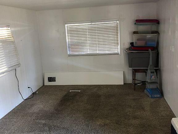 4th image of 31816 Avenue E
