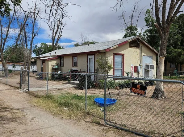 2314 Iris St, Carlsbad, NM 88220