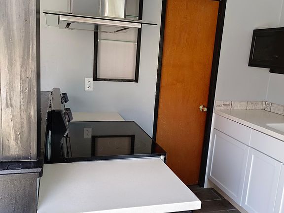 5th image of 241 E College St #B