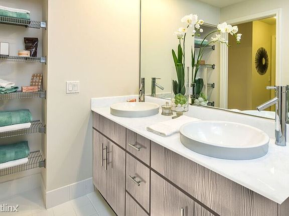 altis-bonterra-hialeah-fl-building-photo (3)