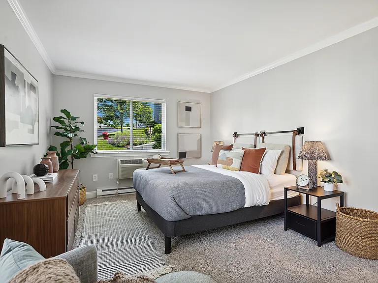 Ridgeway Place — Photo 13