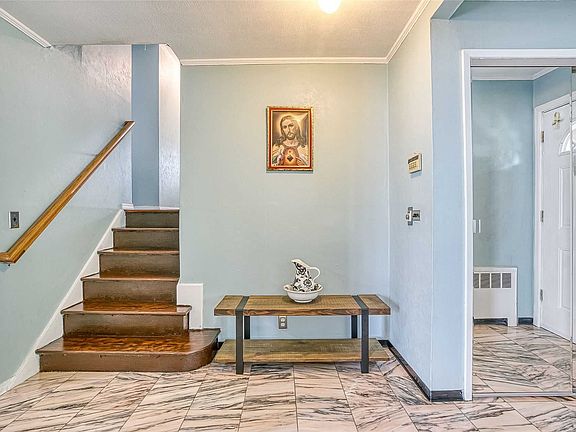 4th image of 95 Cedar Dr