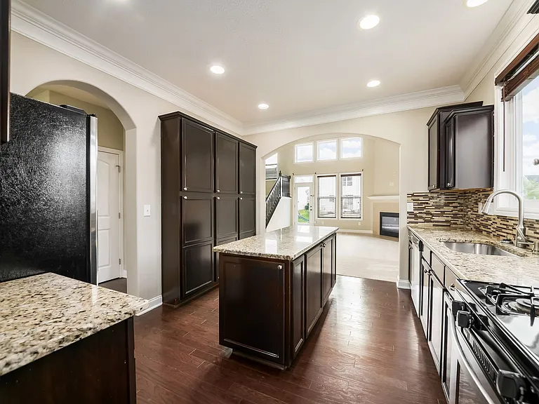 8865 Sweetshade Dr — Photo 8