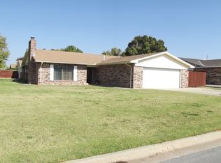 216 Juniper St, Woodward, OK 73801