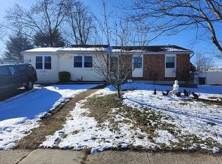 35 Sherwood Dr, Turnersville, NJ 08012