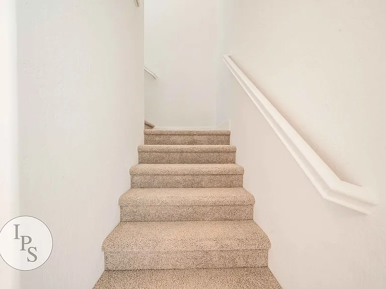 2830 E Tamarind Dr — Photo 14