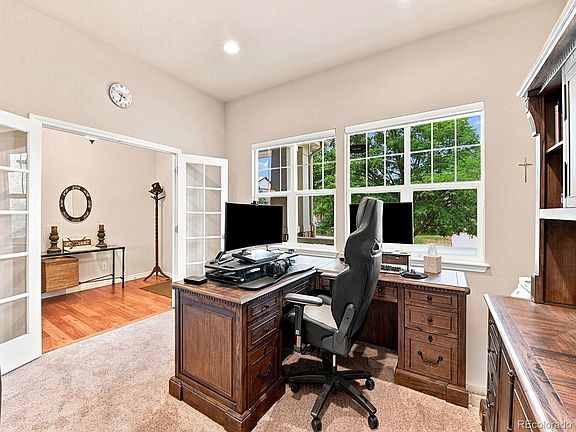 4th image of 13427 Locust Street