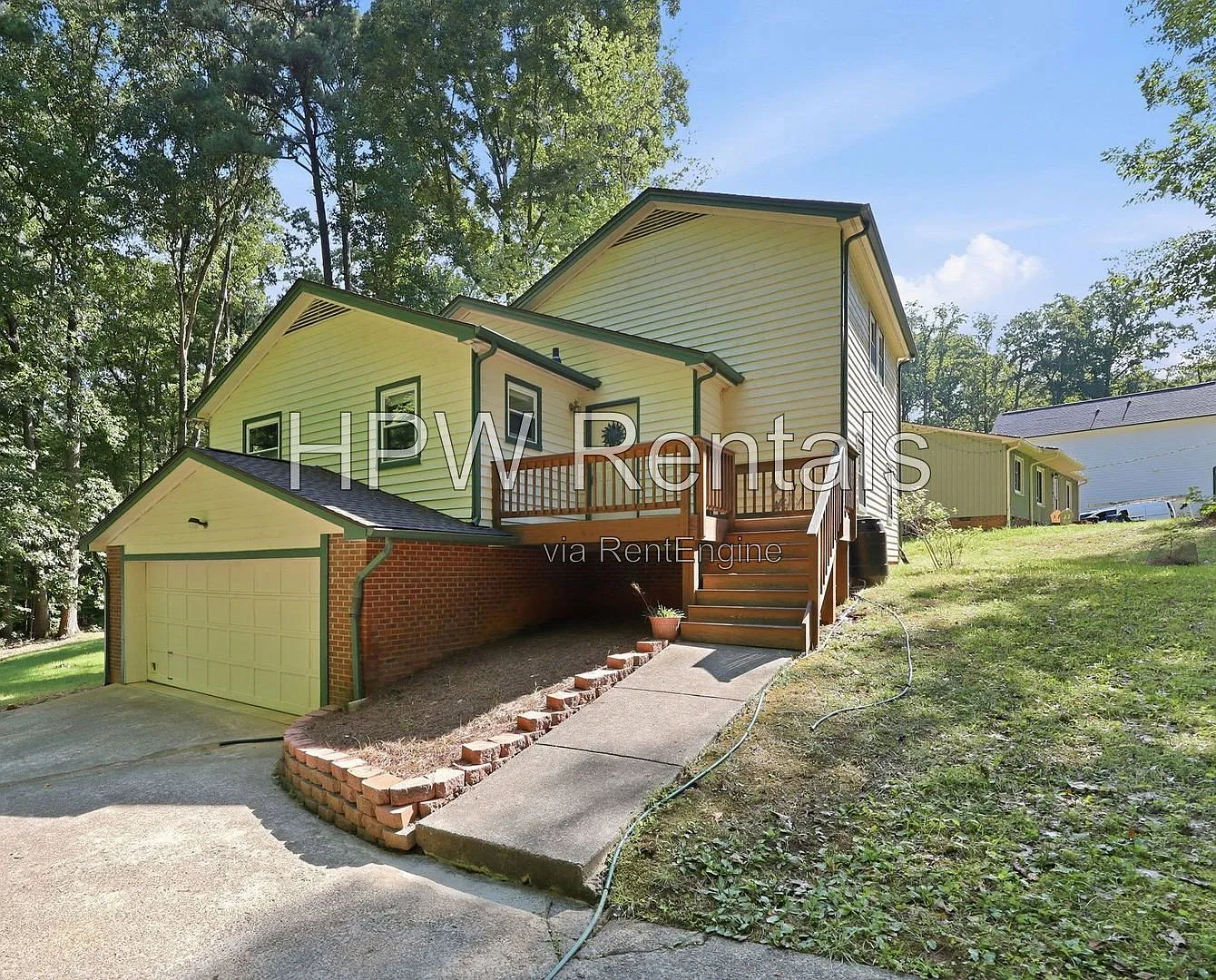 3 bed, 2.0 bath, 1615 sqft, $1,950 — Photo 1