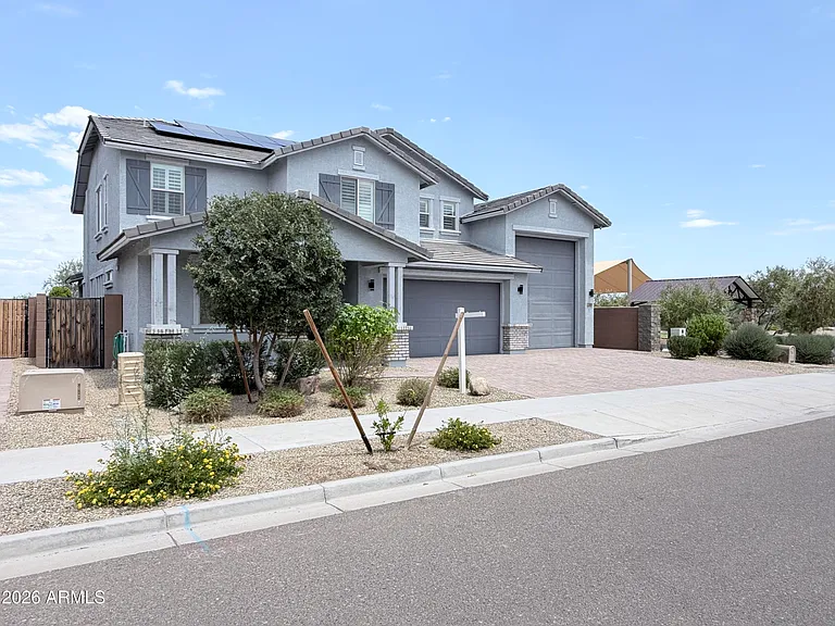 25509 N 140th Dr — Photo 2