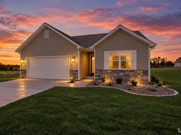 18854 Alyson Dr, Warrenton, MO 63383
