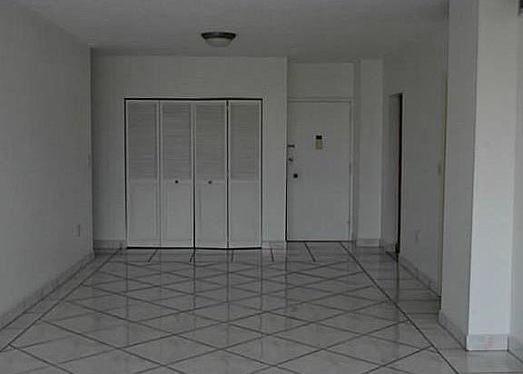 2nd image of 510 Bayview Dr #2127