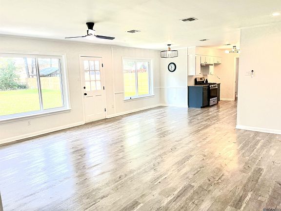 4th image of 240 Orangewood Dr