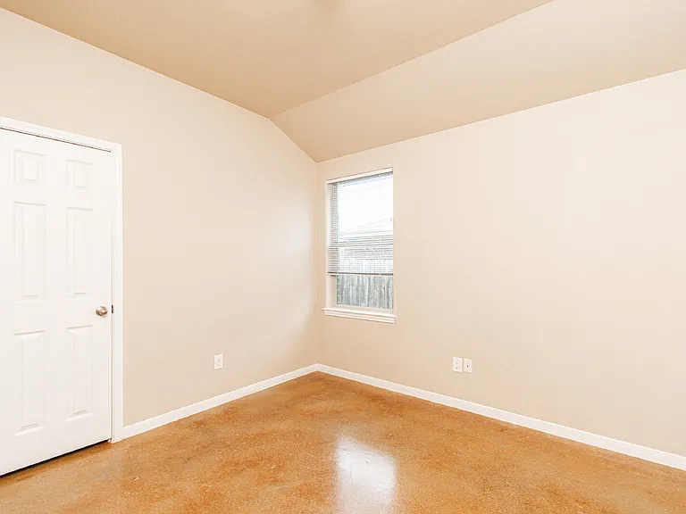 4403 Cambridge Dr #B — Photo 7