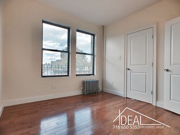 3rd image of 284 14th St #2D