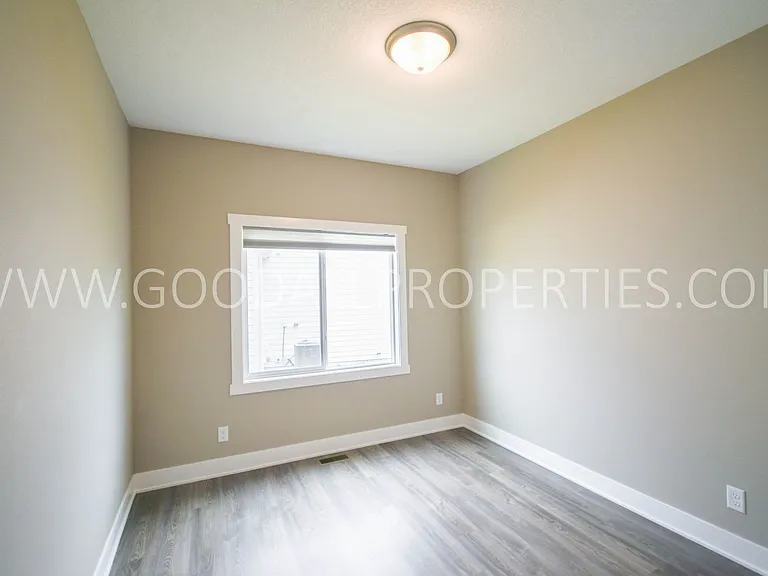 16772 Wilden Dr — Photo 22