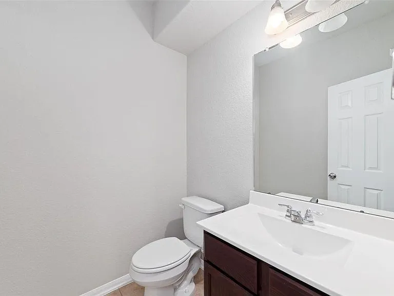 2707 Golden Hills Ct — Photo 14