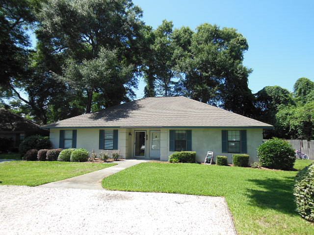 1st image of 245 Island Dr