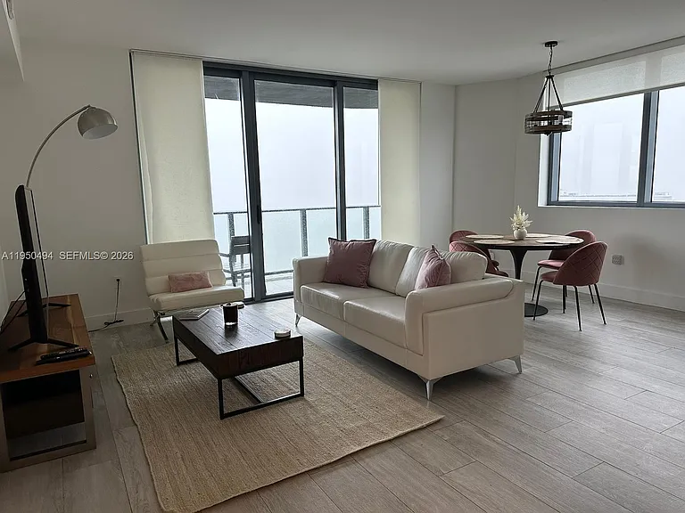 121 NE 34th St #2309 — Photo 11