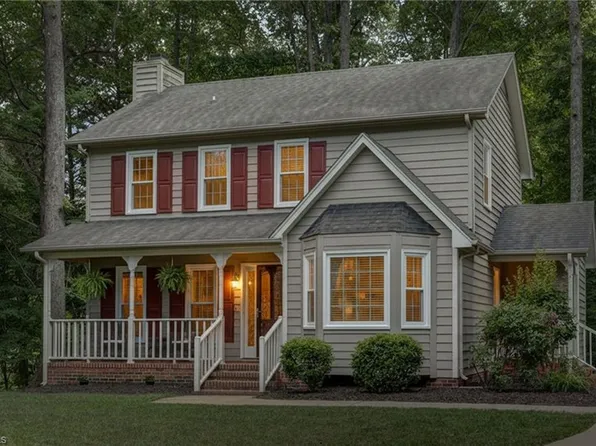 2003 Stratford Pl, Reidsville, NC 27320