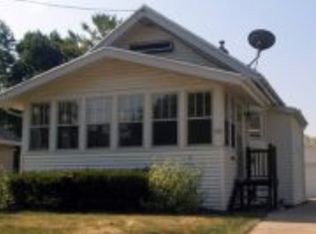 125 W 18th Ave, Oshkosh, WI 54902
