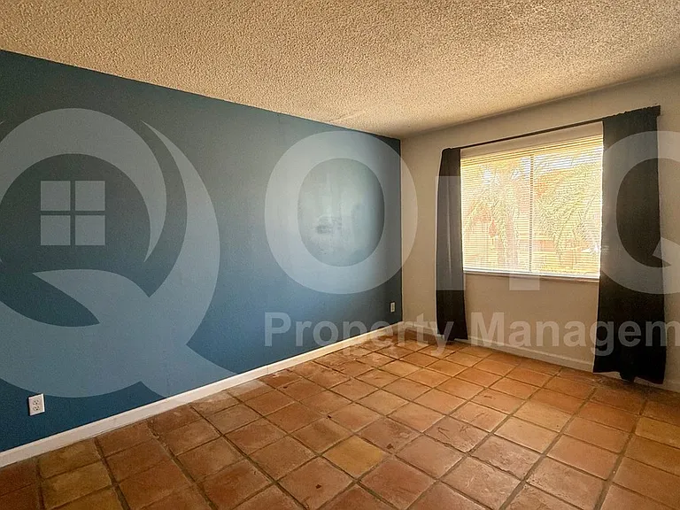 4604 E Riverside St — Photo 8