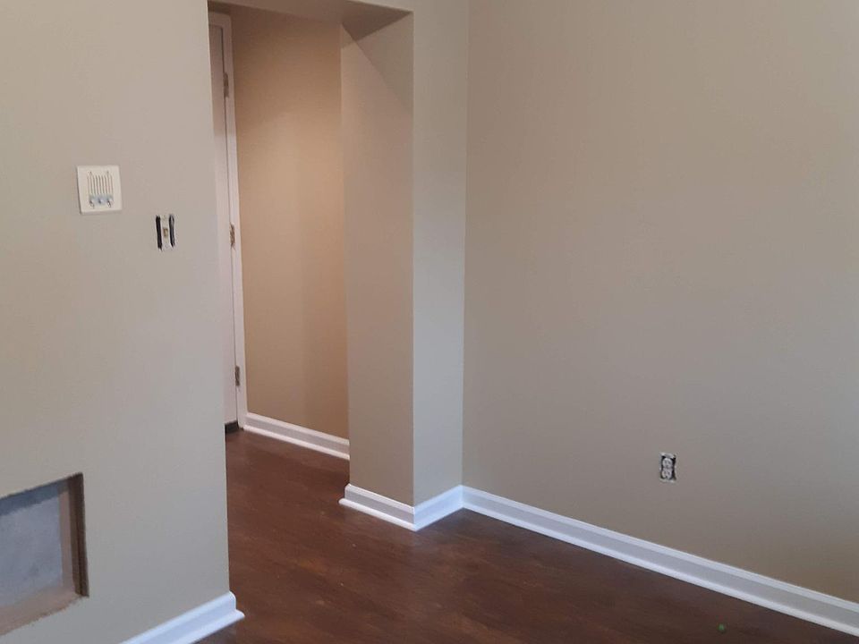 1st image of 120 N 2nd St #4