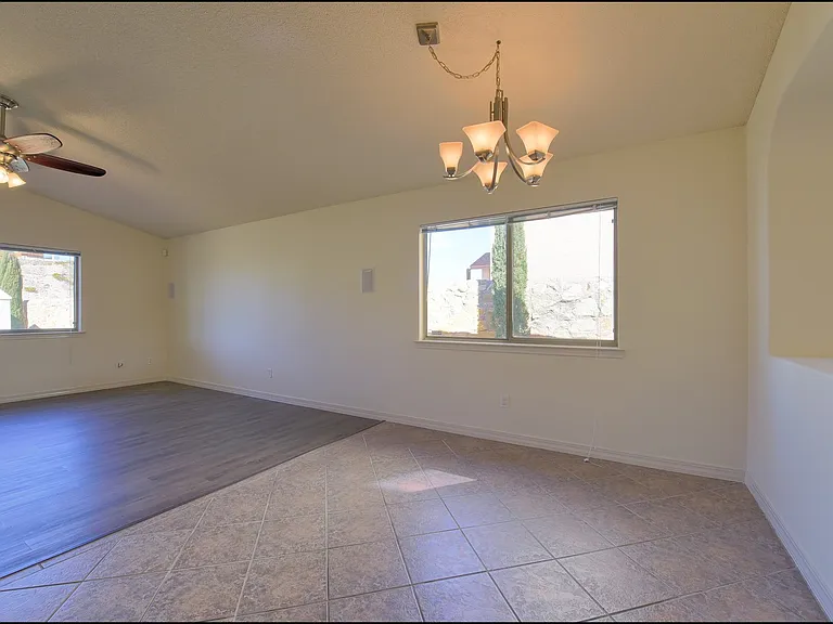 7077 Luz De Sol Dr — Photo 19