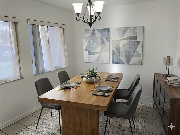 2352 Huntington Green Ct #7 — Photo 5