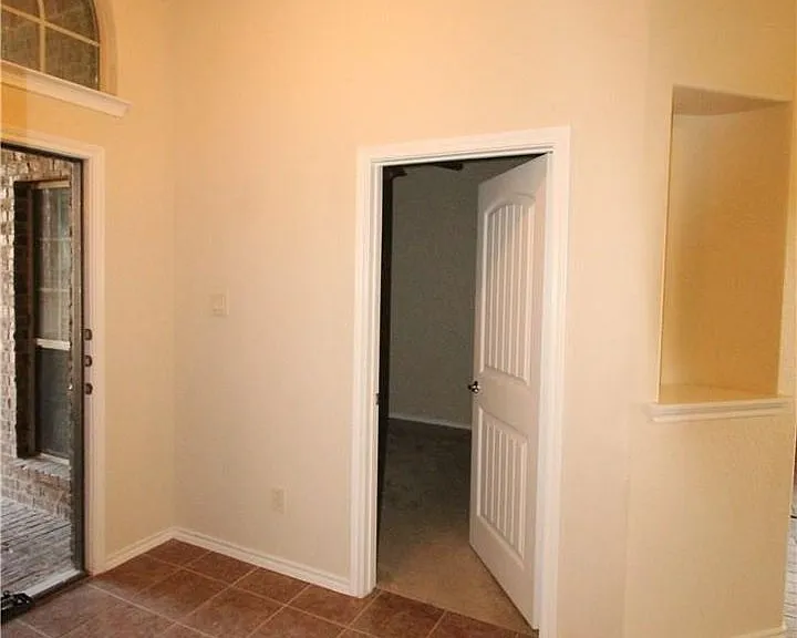 1416 Amazon Dr — Photo 12