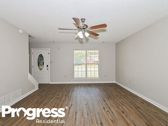 4th image of 6778 Branch Estates Dr