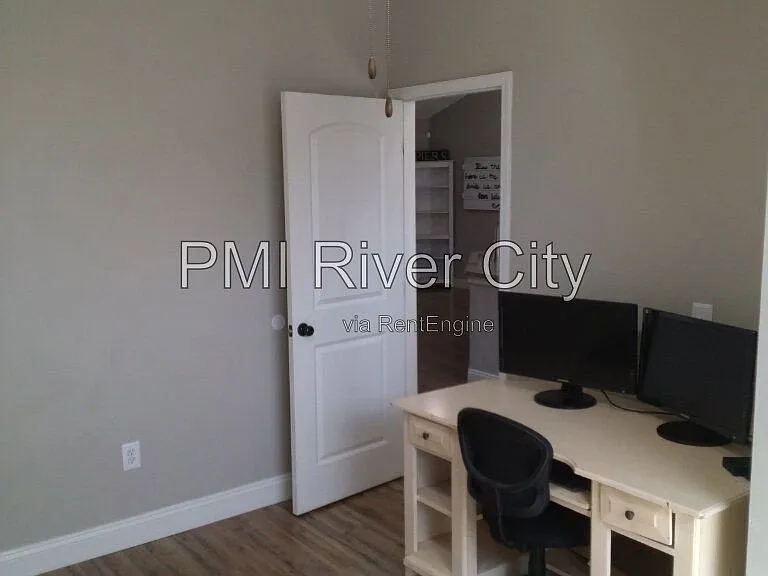 2320 Locustwood Ct — Photo 52