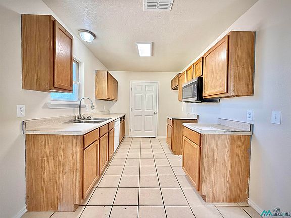 3rd image of 2417 N Selman St