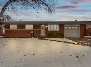 35674 Shook Ln, Clinton Township, MI 48035