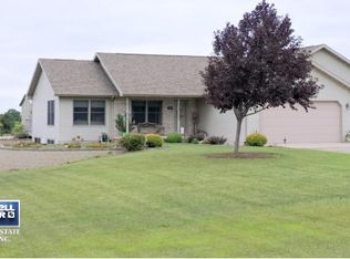 5149 Rushford Ave, Omro, WI 54963