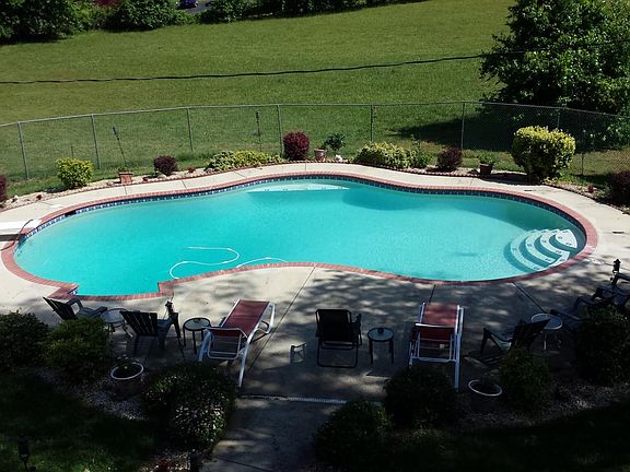 3rd image of 16616 River Airport Rd