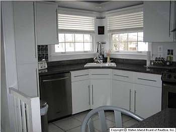 1st image of 27 E Brandis Ave