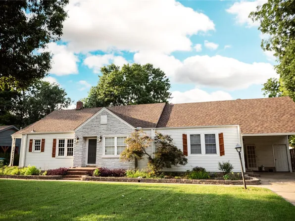 345 Sheeley St, Steele, MO 63877