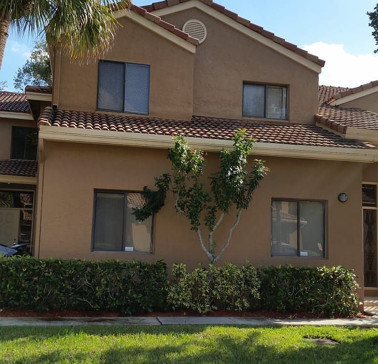1st image of 6968 SW 39th St APT F103